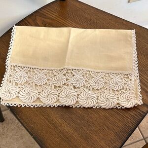 Elegant Cream Lace Towel